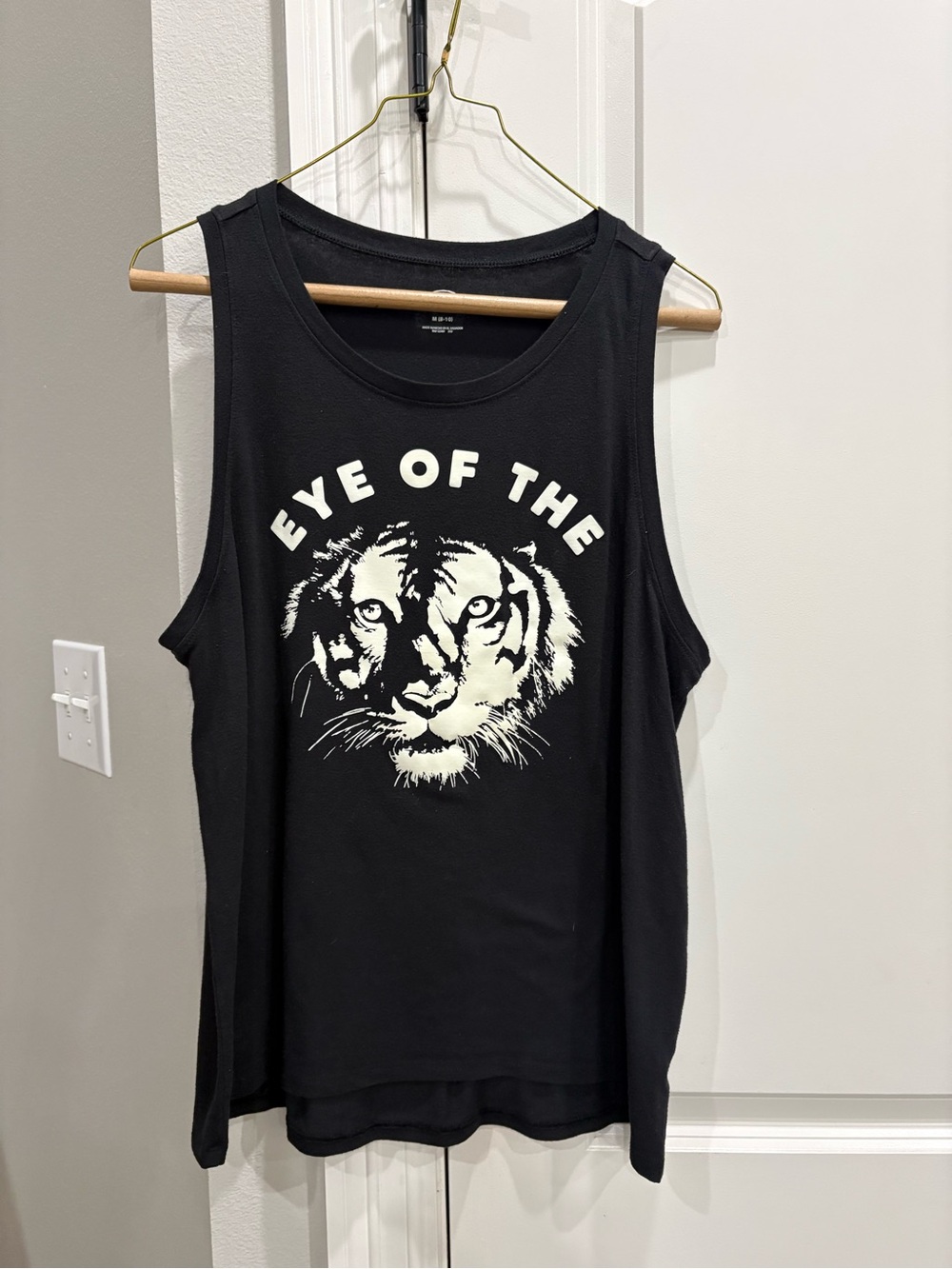 Athletic Works black Eye of the Tiger tank top with tiger face in medium 8-10 - Picture 4 of 9